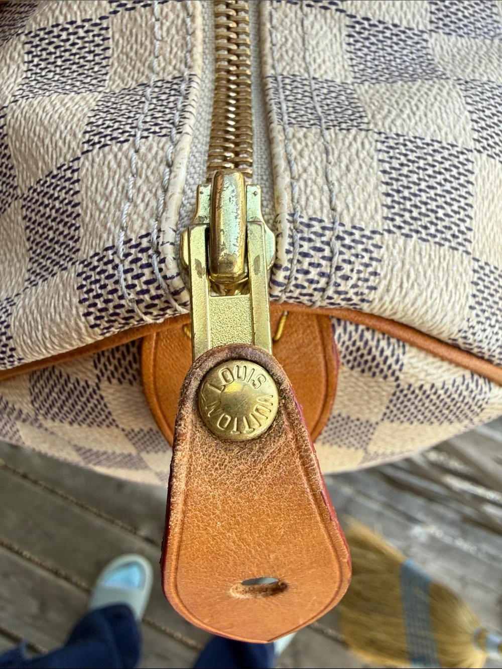 Louis Vuitton Damier Azur Speedy Satchel - Cream & Brown - Picture 6 of 16